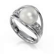 Золотое кольцо с жемчугом и бриллиантами "Evanescent", 17.5, 3.36, 6Кр57-0,05-3/3; 1Перлина культ.(прісн. біла), Белый