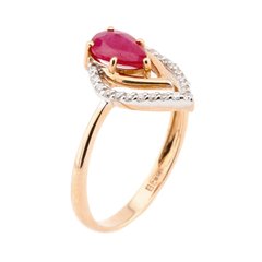 Фото Золотое кольцо с рубином и бриллиантами RA00521