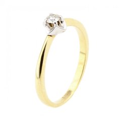 Золотое кольцо с бриллиантом RO02558, уточнюйте