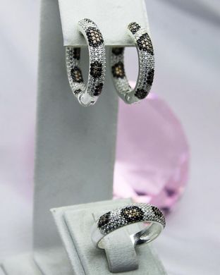 Срібні сережки кільця "Leopard Style", Білий-Чорний
