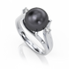 Золота каблучка з перлиною і діамантами "Comely", уточнюйте, 2Кр57-0,07-1/3; 1Перлина культ.(морська Таіті), Чорний