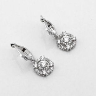 Серебряные серьги с фианитами c121623