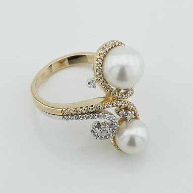 Фото Золота каблучка з перлами і діамантами