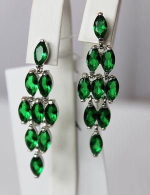 Срібні сережки гвоздики "Green Bunch", Смарагдовий, Зелений