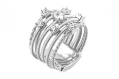 Серебряное кольцо с фианитами CK11019, уточнюйте
