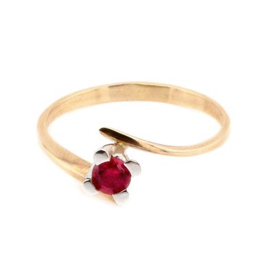 Фото Золотое кольцо с рубином 11198