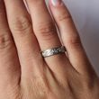 Серебряное обручальное кольцо с фианитами 6009, Белый, 15, Белый