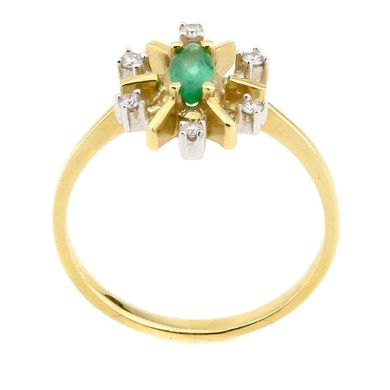 Фото Золотое кольцо с изумрудом и бриллиантами YZ17768