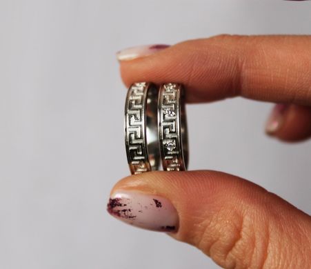 Фото Серебряное обручальное кольцо с фианитами 6009
