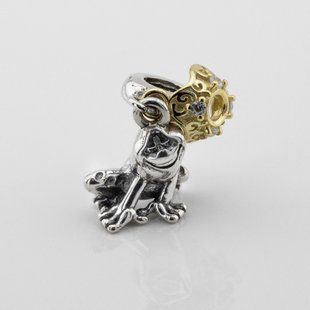 Серебряный шарм p13823-3