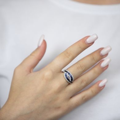 Фото Золотое кольцо с сапфиром и бриллиантами YZ31301