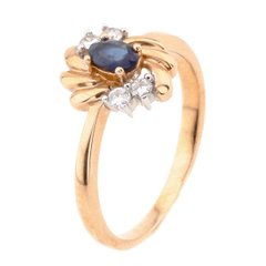 Фото Золотое кольцо с сапфиром и бриллиантами YZ17495